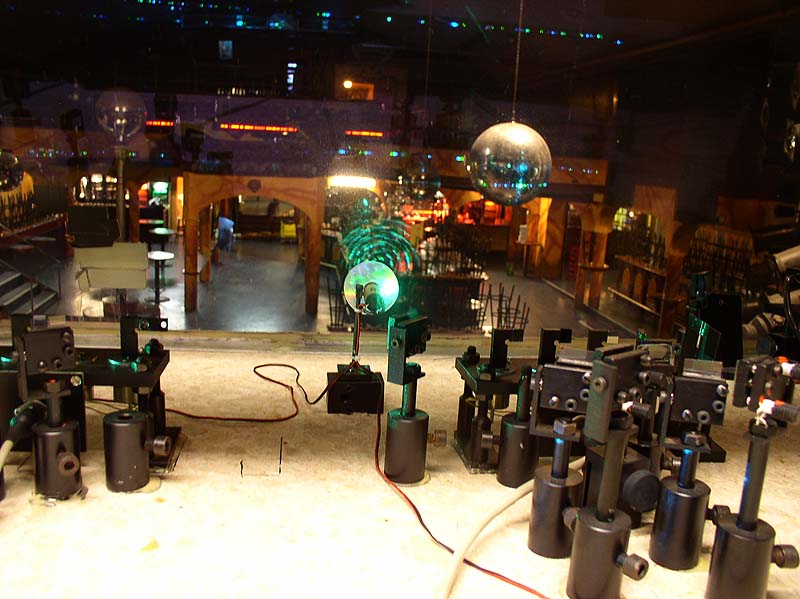 Klicke auf das Bild um das Fenster zu schliessen